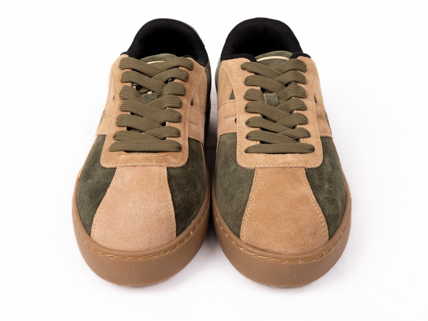 Sabz-faam (सब्ज़-फ़ाम)